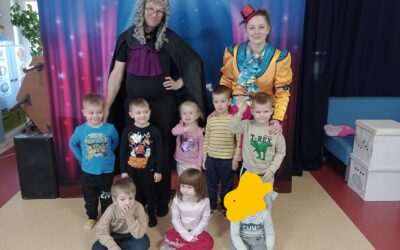 Teatr Tak- O pchle, co manier nie ma