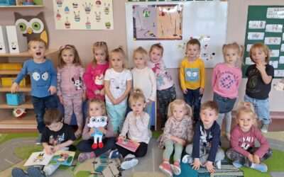 Z Kicią Kocią maluchy zmieniają się w zuchy